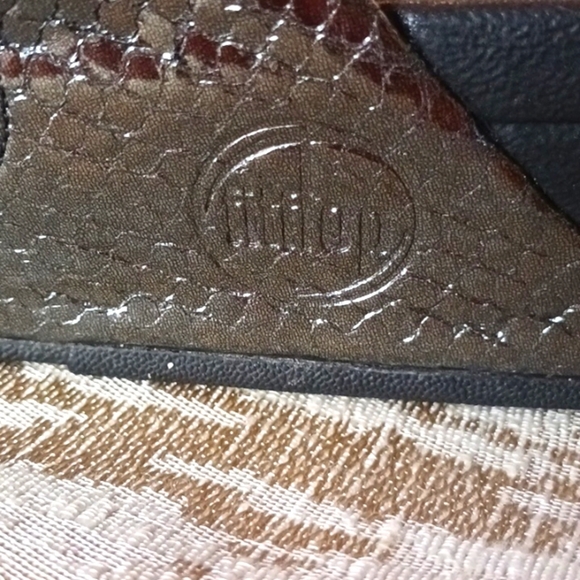 FITFLOPFitFlop Petra™ Toe-Thong Jewelled Sandals In Pewter Size 6 - Picture 7 of 12